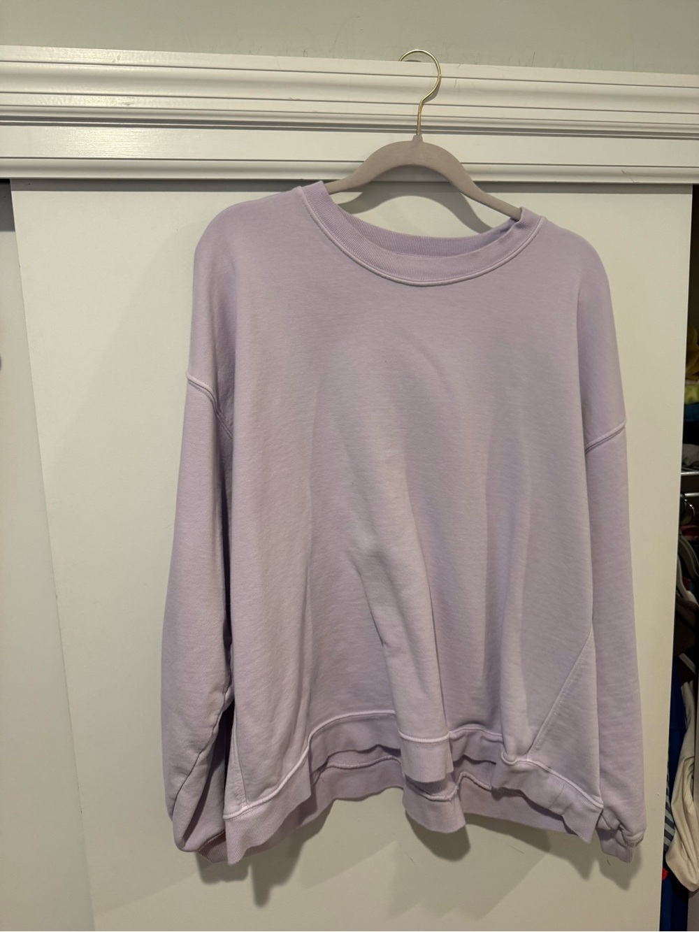 Daily Drills Wink Lavender Oversized Crewneck XS/S UGC